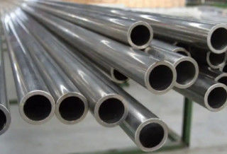 Chromium Molybdenum Alloy Seamless Carbon Steel Pipe Unthreaded Untuk Cairan Hidrolik