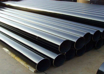 ASTM A53 Pipa baja bergelombang berlapis hitam berlapis panjang dilas 21,3mm-660mm OD