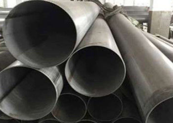 5.8m-12m Panjang Black Painting ERW Steel Pipe untuk pipa industri minyak dan gas