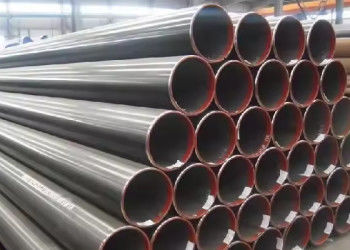 Pelanggan LSAW Steel Pipe dengan Galvanized Coating dan Zick Coating 200-220g/m2
