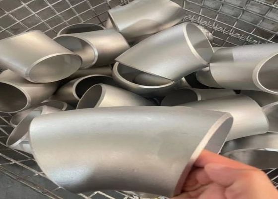304 316 Fittings pipa stainless steel dengan dukungan OEM disesuaikan