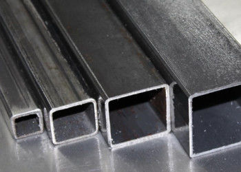 3000mm Panjang Stainless Steel Seamless Pipe Dalam Bentuk persegi panjang