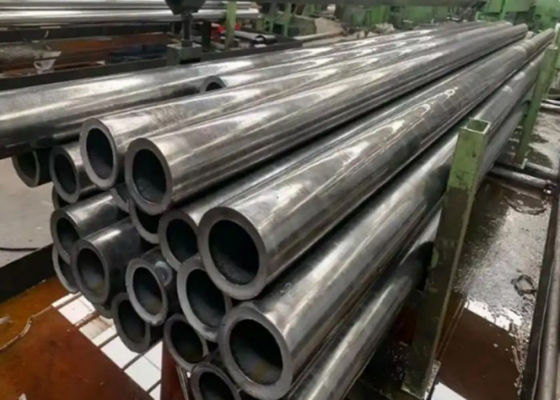 Pengolahan Punching Pada GB/T8163 Pipa Baja Tanpa Jahitan Untuk Aplikasi Industri