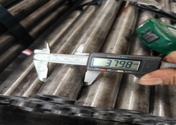 Pipa Baja Penukar Panas 0.7-30MM Ketebalan Dinding Panjang Kustom