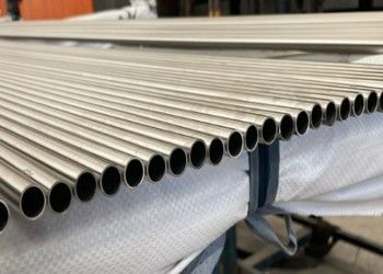 Stainless Steel Pipe Tubing 3000mm Panjang ASTM A312 ASTM A269 untuk sistem knalpot otomotif