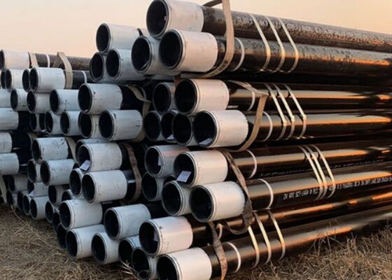 Tabung casing baja karbon dengan ujung berujung laki-laki/perempuan dan ketebalan 2,11mm sampai 300mm untuk standar API5CT N80 L80 P110