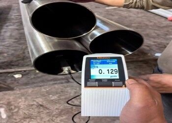 Pipa stainless steel bulat tanpa jahitan dengan BA/2B/NO.1/NO.3/NO.4 surface finish untuk pengolahan kimia dan aplikasi kelas makanan