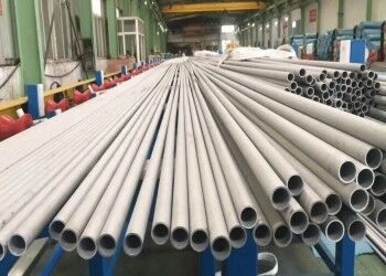 Pipa dan tabung stainless steel 1/4 inci hingga 48 inci dengan ketahanan korosi dan suhu tinggi untuk industri petrokimia