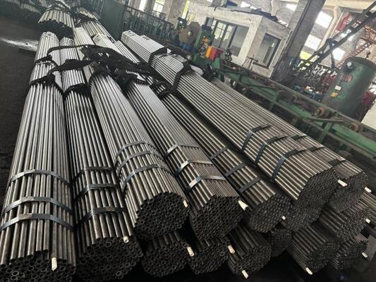 Pipa Baja Seamless dengan Kekuatan Tarik 585 MPa, Panjang Kustom Hingga 12 Meter, dan Ujung Miring untuk Aplikasi Struktural
