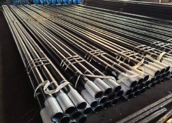 Tubing API 5CT yang tahan lama dengan sambungan ujung terbalik eksternal dan kekuatan hasil 55.000 Psi hingga 125.000 Psi untuk aplikasi ladang minyak dan pengeboran